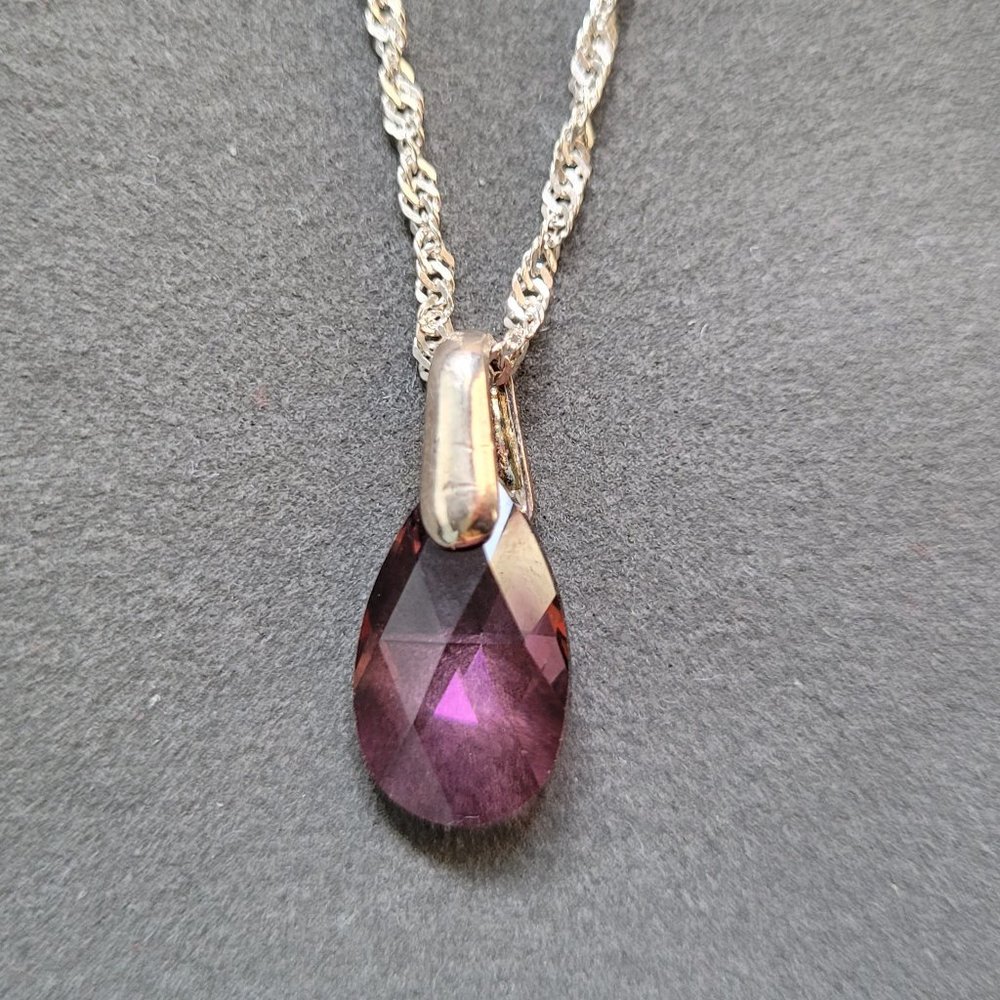 Beautiful Elegant Hand-made Silver Necklace
